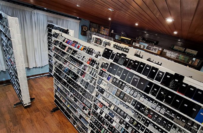 Рекордная коллекция: испанец собрал 3615 мобильных телефонов и вошел в Книгу рекордов Рекордная коллекция: испанец собрал 3615 мобильных телефонов и вошел в Книгу рекордов