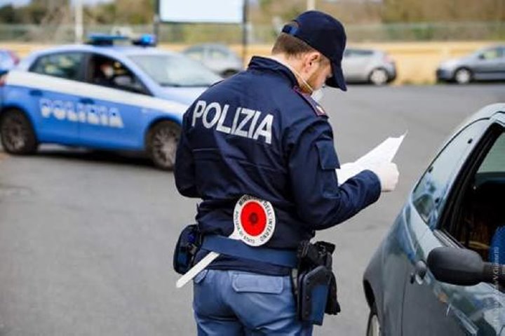 В Италии у белоруса изъяли Toyota Rav4 Hybrid В Италии у белоруса изъяли Toyota Rav4 Hybrid