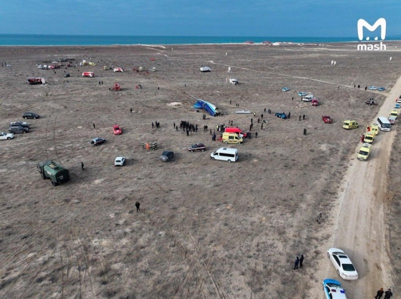 В Казахстане упал пассажирский самолет — видео и фото В Казахстане упал пассажирский самолет — видео и фото
