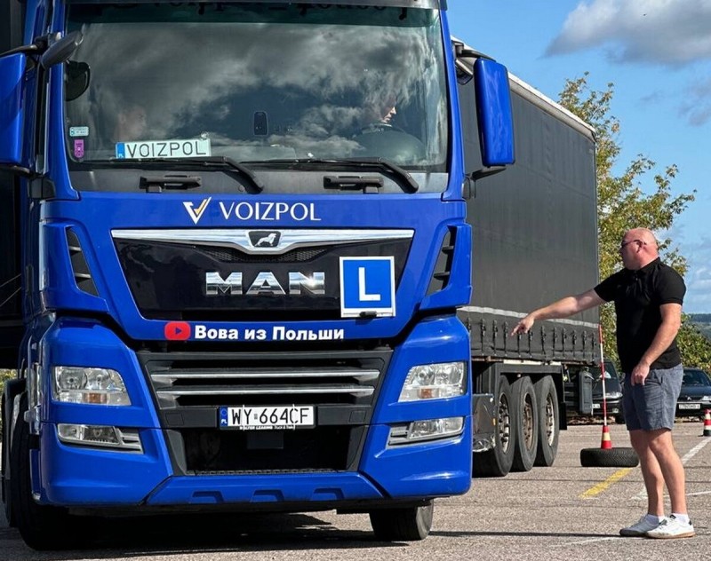 Пинчанин открыл школу для дальнобойщиков в Польше. Выгодно? Пинчанин открыл школу для дальнобойщиков в Польше. Выгодно?